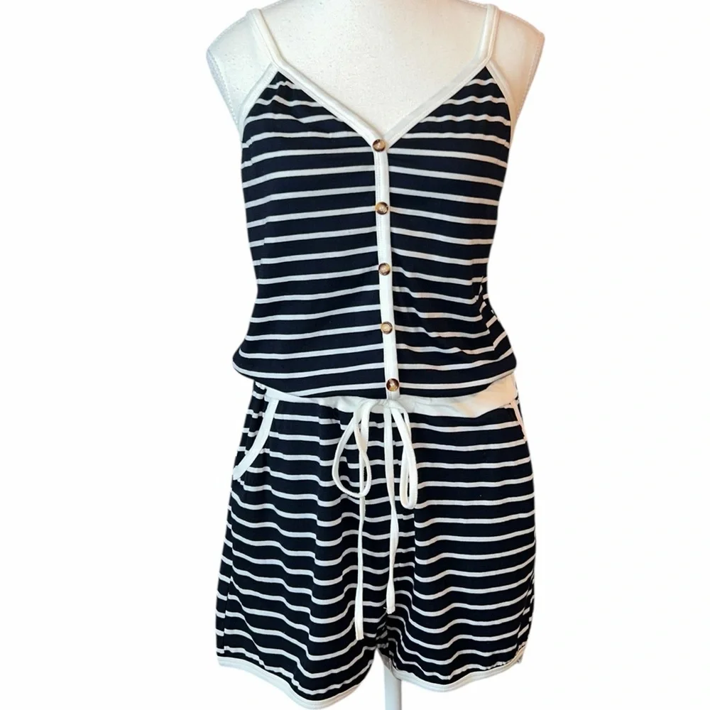 Cupshe Striped Sweetheart Straight Leg Navy and White Jersey Romper M